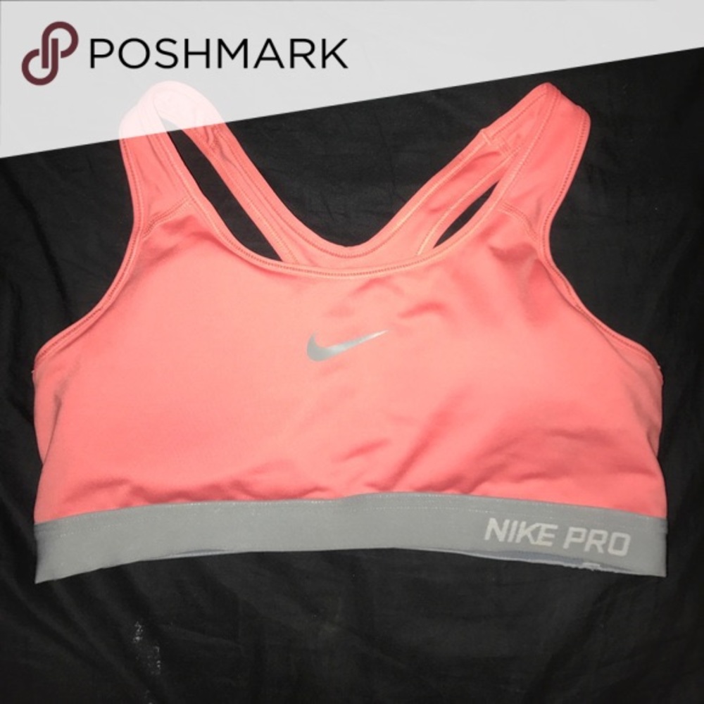 *coral* Nike sports bra